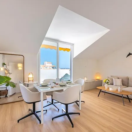 Apartment Stunning Penthouse With Terrace, Sea View And Parking
