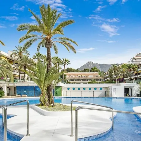 Stunning Penthouse With Terrace, Sea View And Parking *
