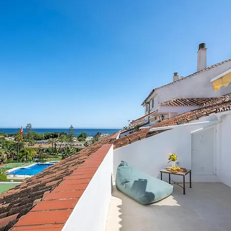 Stunning Penthouse With Terrace, Sea View And Parking