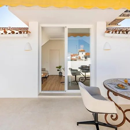 Apartment Stunning Penthouse With Terrace, Sea View And Parking